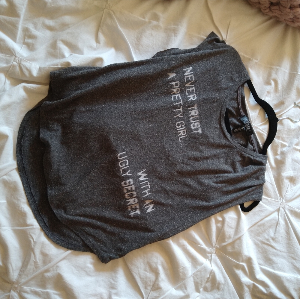 Aeropostale Graphic Tee